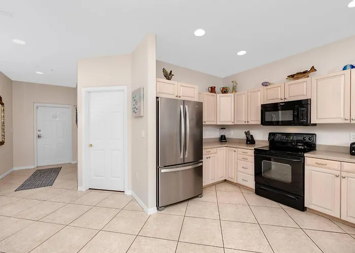 200 Harborview Grande * Clearwater Beach